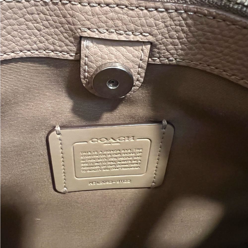 Coach Coral Leather Shoulder Bag - Picture 13 of 14